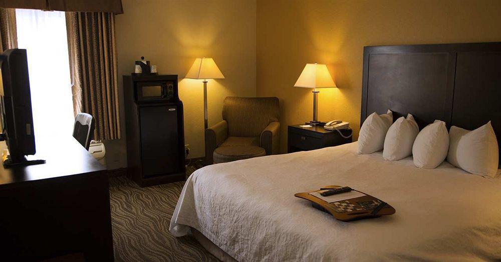 Hampton Inn Nashville-I-24 Hickory Hollow Экстерьер фото
