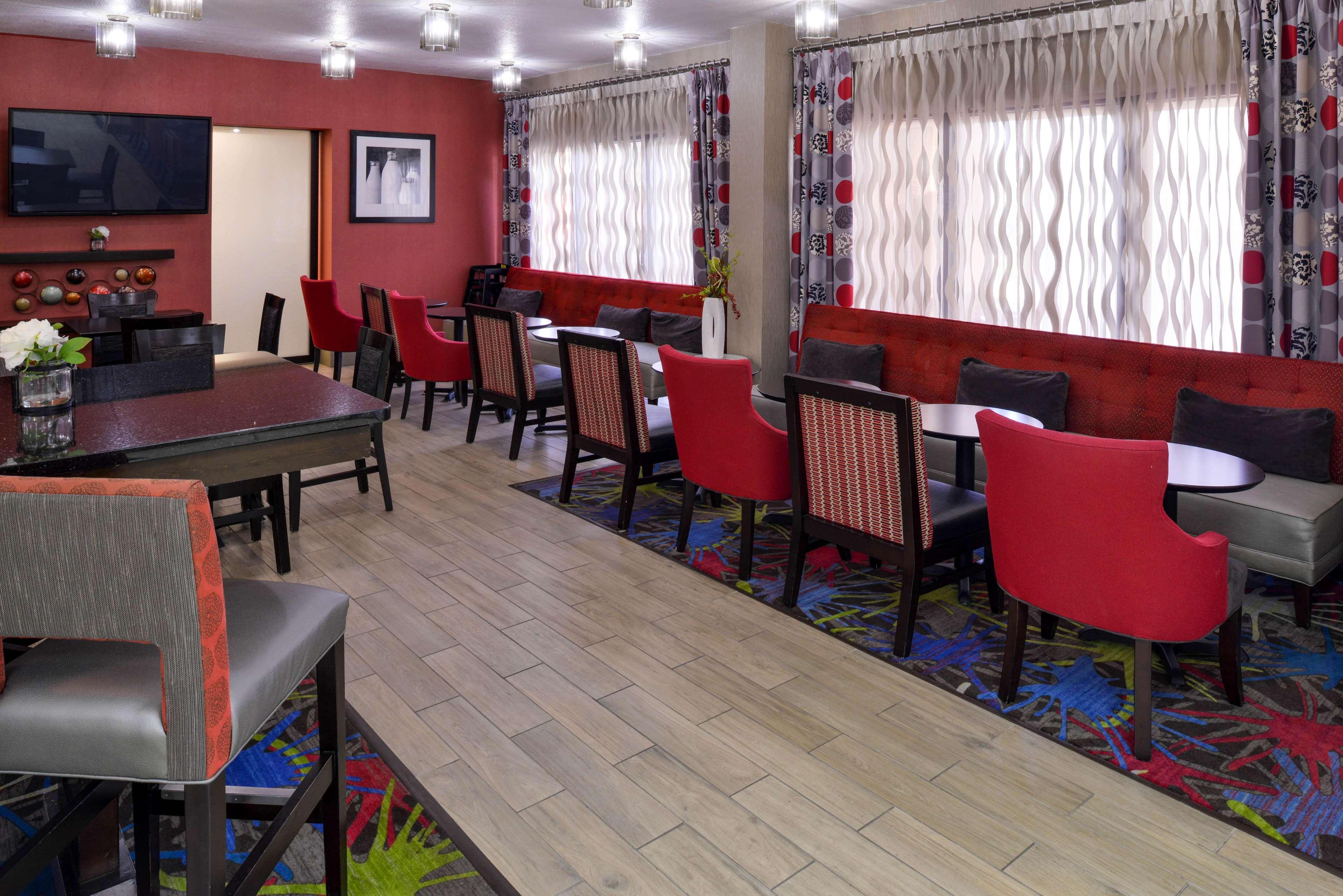 Hampton Inn Nashville-I-24 Hickory Hollow Экстерьер фото