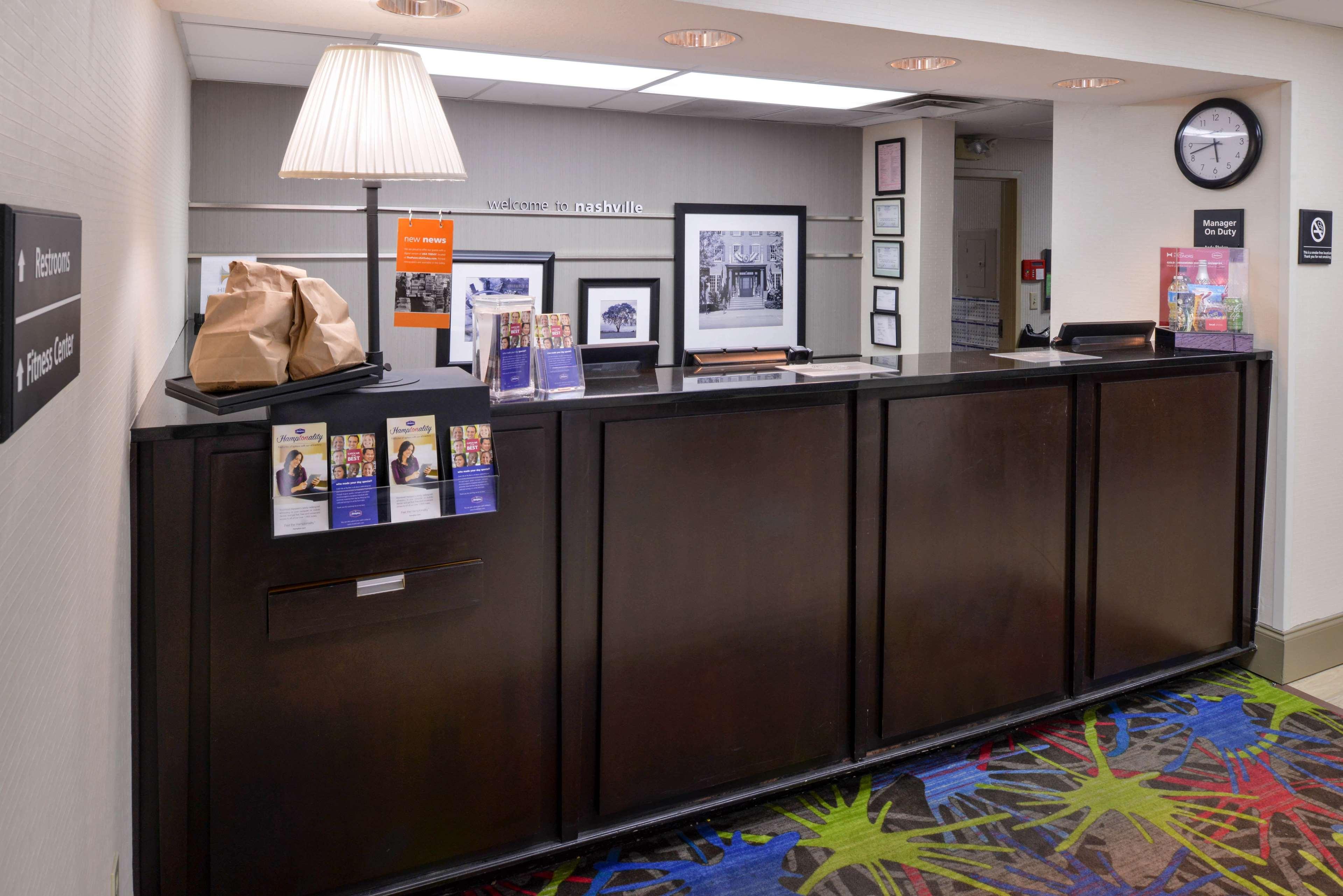 Hampton Inn Nashville-I-24 Hickory Hollow Экстерьер фото